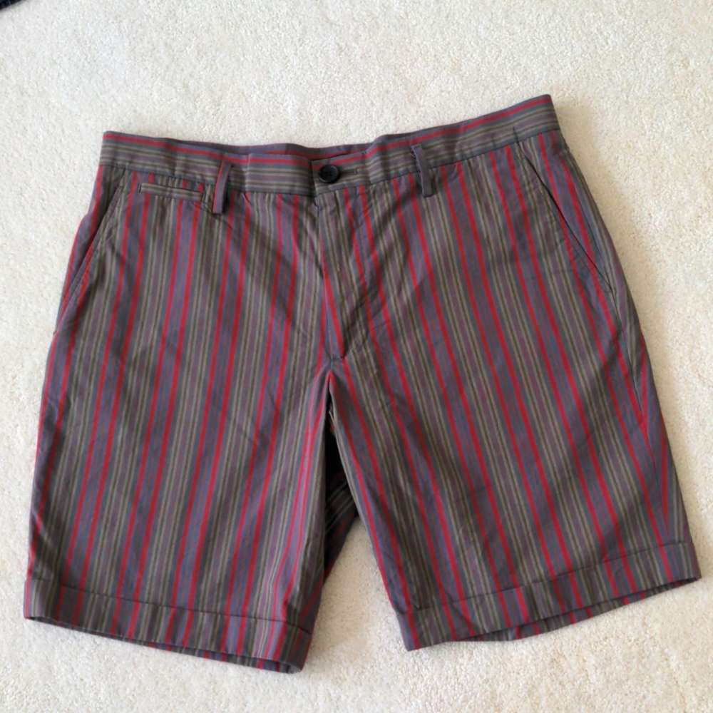 Marc by Marc Jacobs shorts red multi stripe 100% cotton 36 belt loops cu…